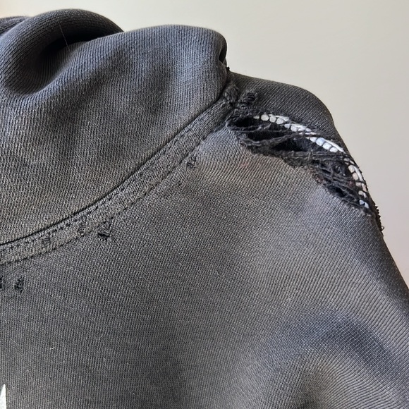 FREE SHIPPING Vintage Suicidal Tendencies Hoodie Sweatshirt Band Merchandise - Picture 13 of 14